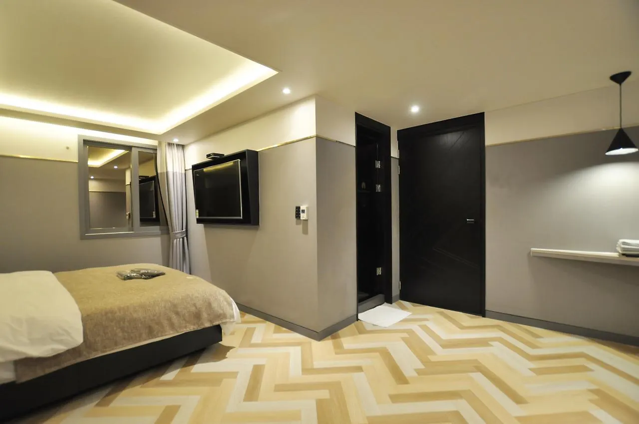 בוסאן Hotel Frenchcode Haeundae קוריאה הדרומית