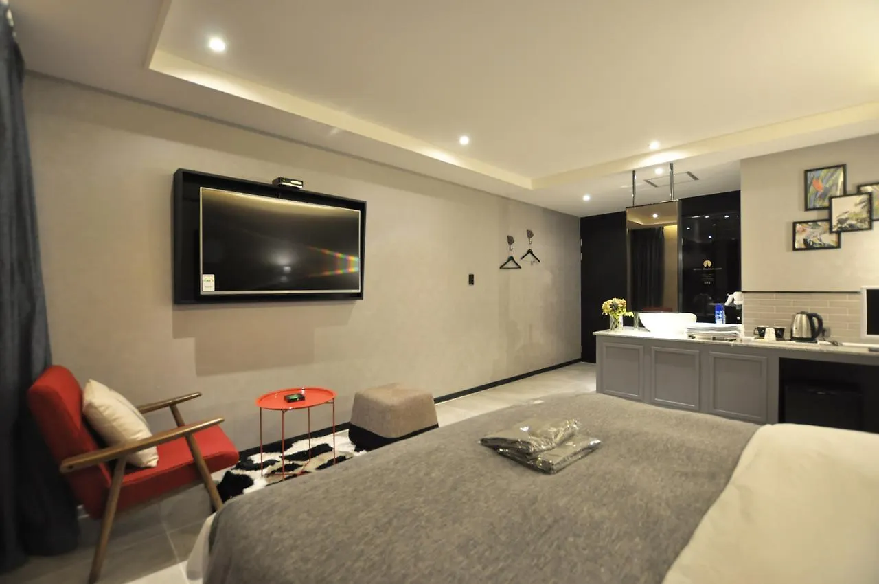 Hotel Frenchcode Haeundae Busan 2*,  South Korea